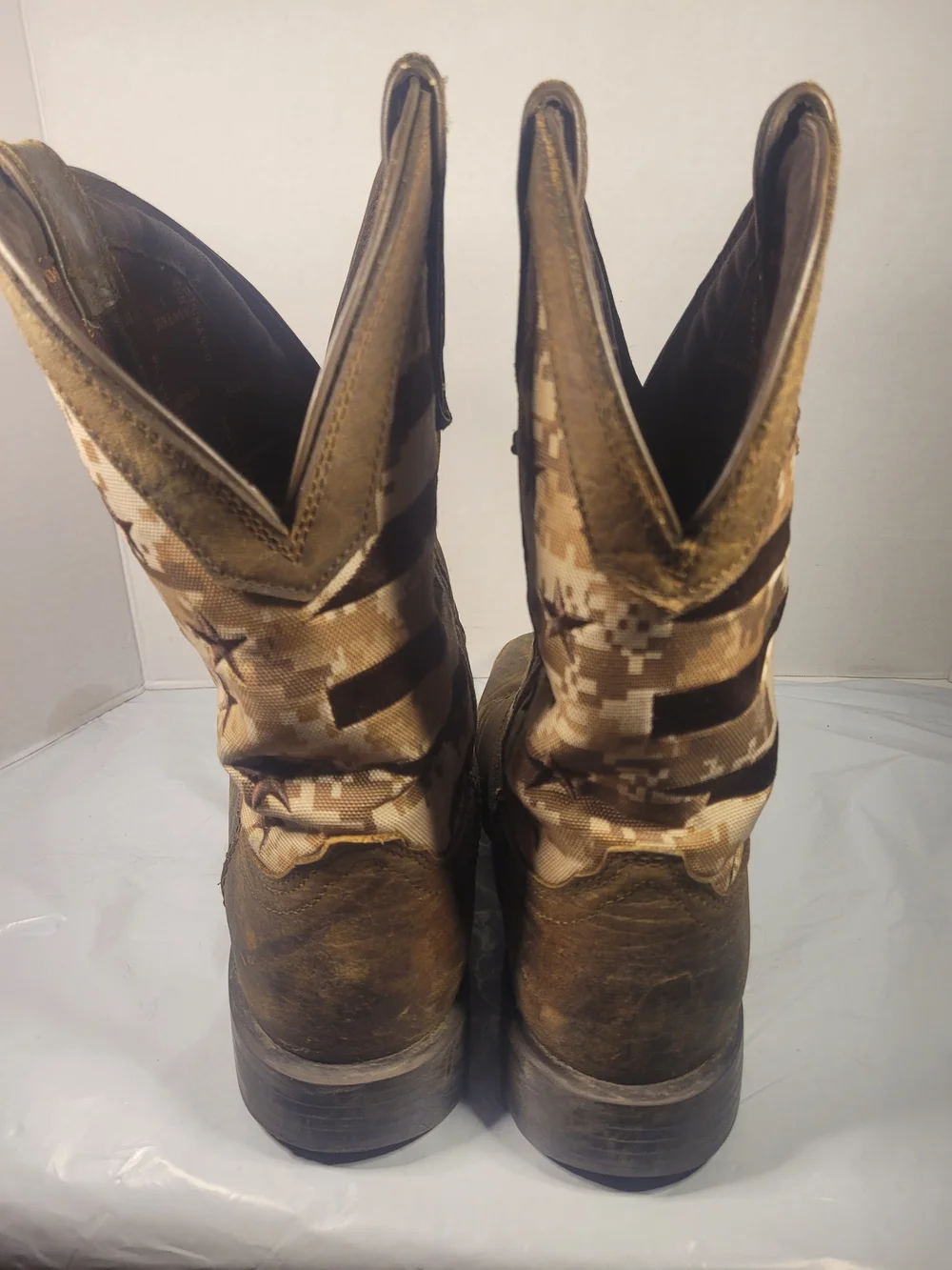 Durango Brown Distressed Leather Cowboy Boots with Flag Print Mens 9W